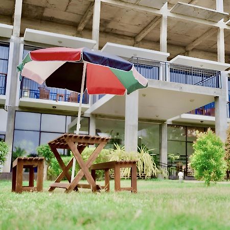 Aqua Marine Beach Hotel nghỉ mát Kalkudah Ngoại thất bức ảnh