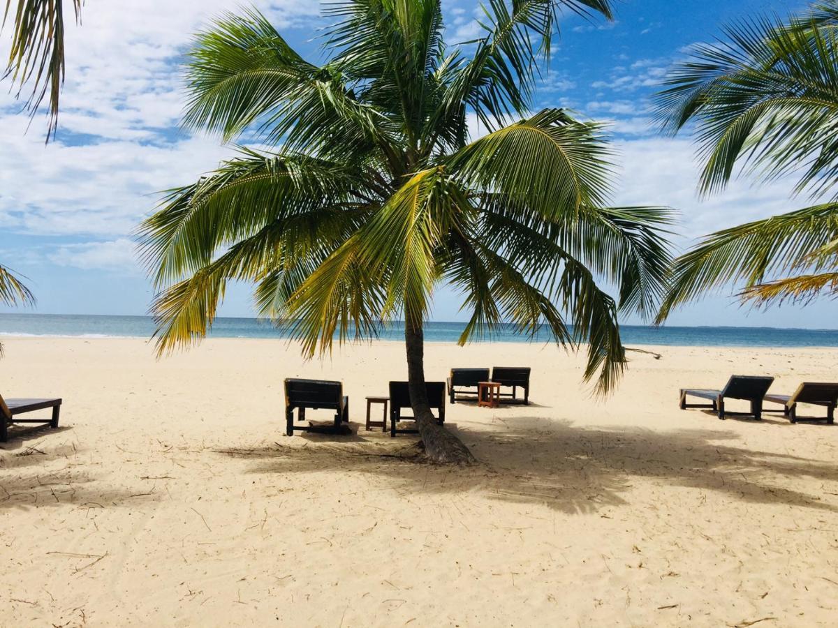 Aqua Marine Beach Hotel nghỉ mát Kalkudah Ngoại thất bức ảnh