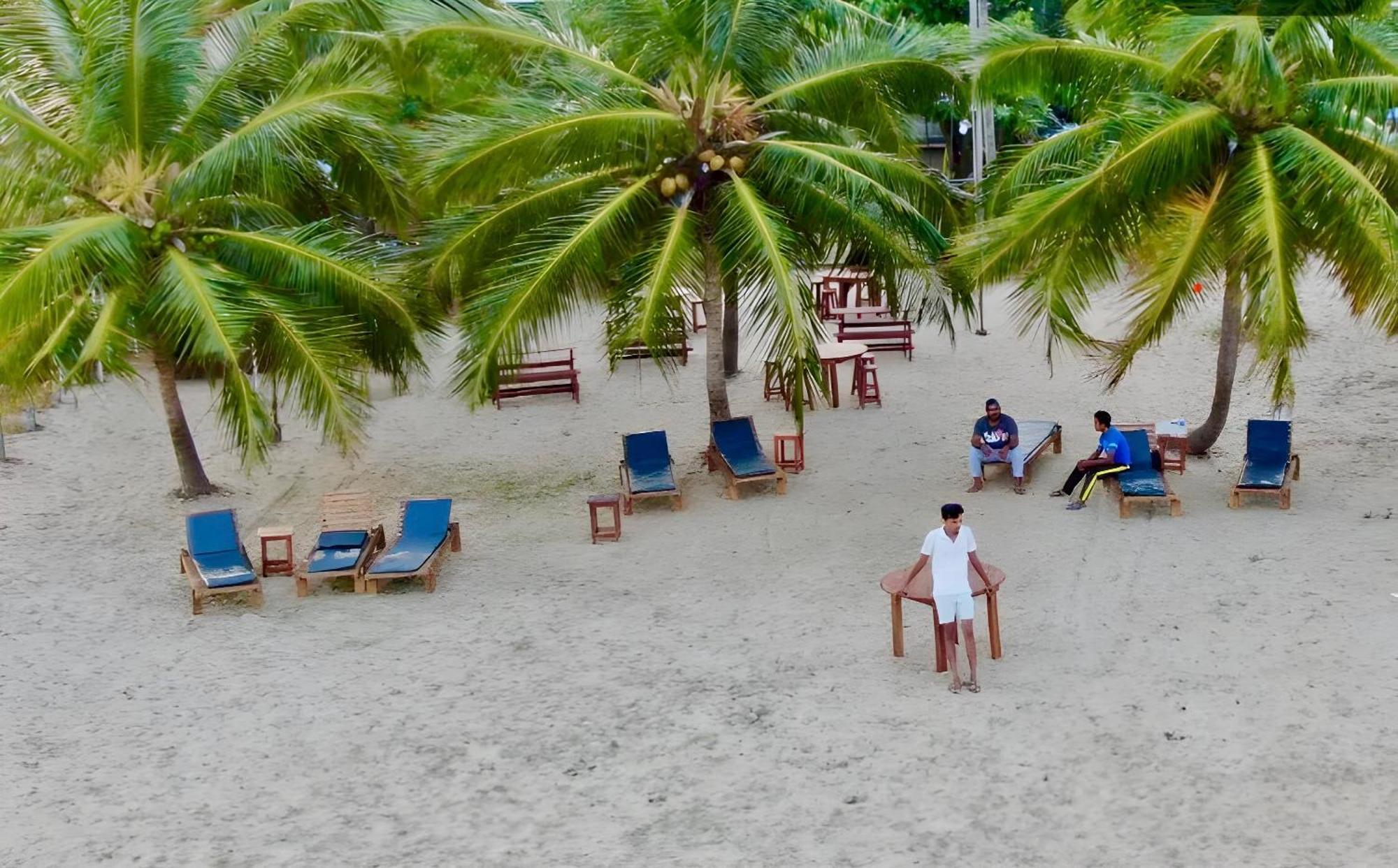 Aqua Marine Beach Hotel nghỉ mát Kalkudah Ngoại thất bức ảnh