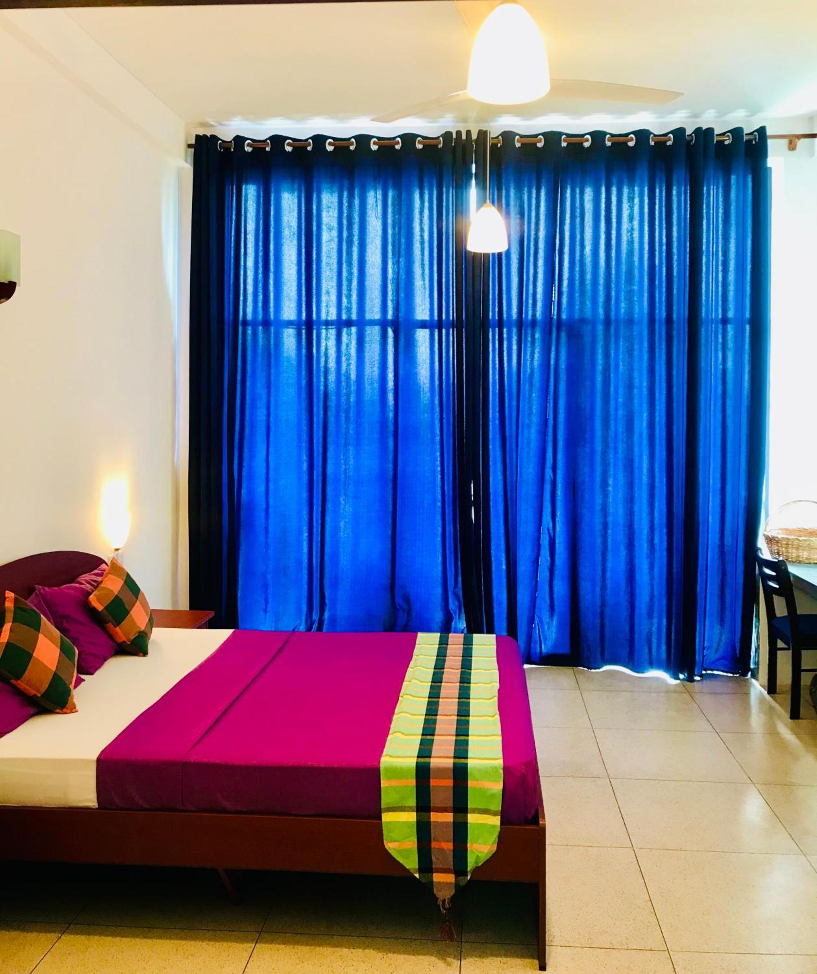 Aqua Marine Beach Hotel nghỉ mát Kalkudah Ngoại thất bức ảnh
